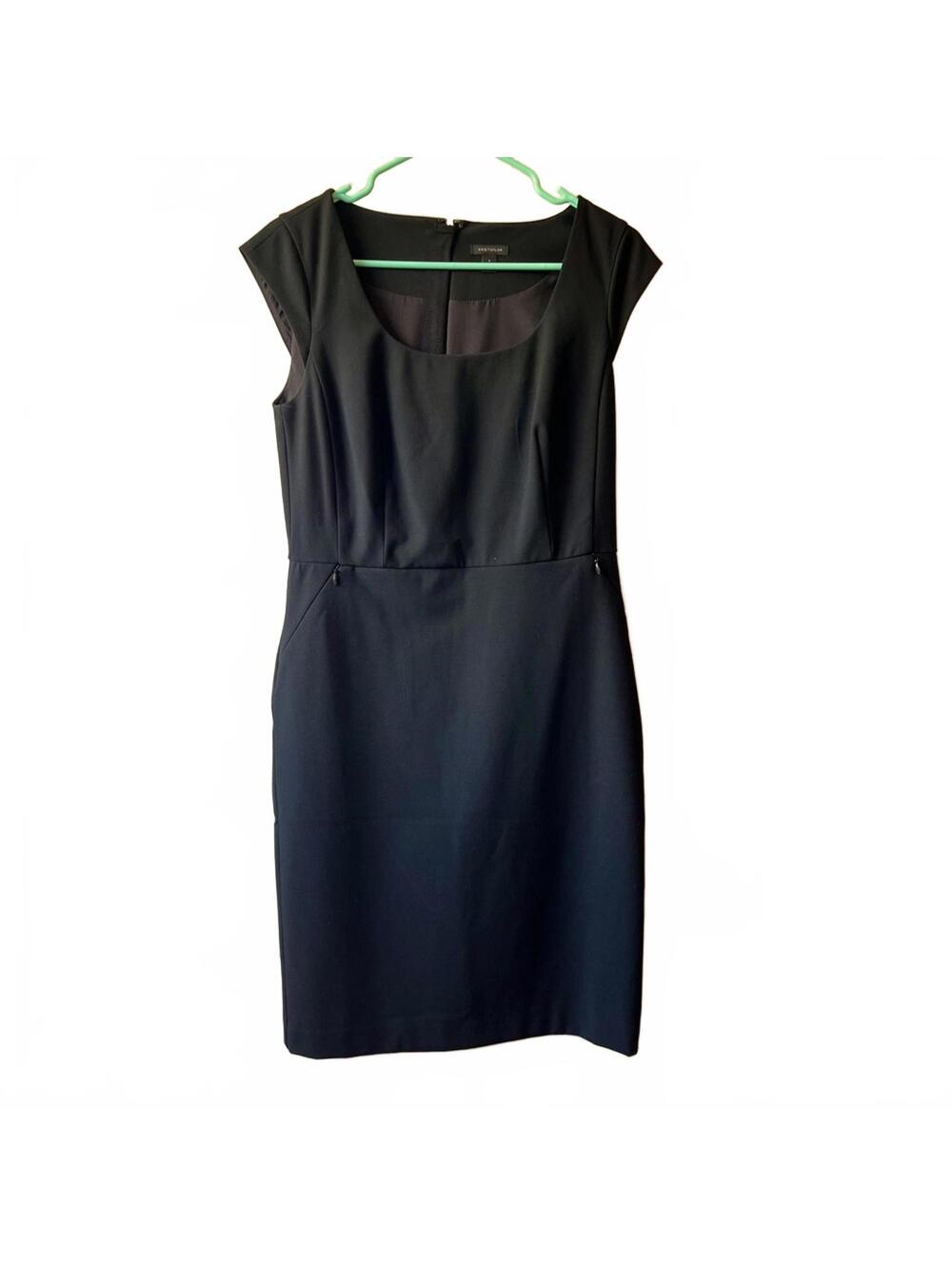 Ann Taylor Black Scoop Neck Dress Zip Pocket Sheath Career Classic LBD